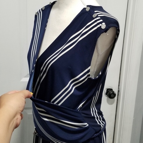 Ralph Lauren Many and White striped jumpsuit with belt sleeveless Medium - Picture 12 of 12